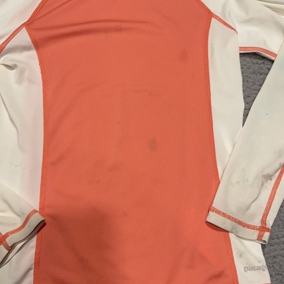 PATAGONIA Girls' Long-Sleeved Silkweight Rashguard size M - Picture 4 of 8